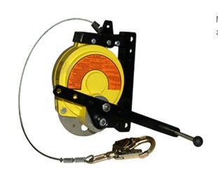 手動自鎖(二級防護(hù))絞盤142